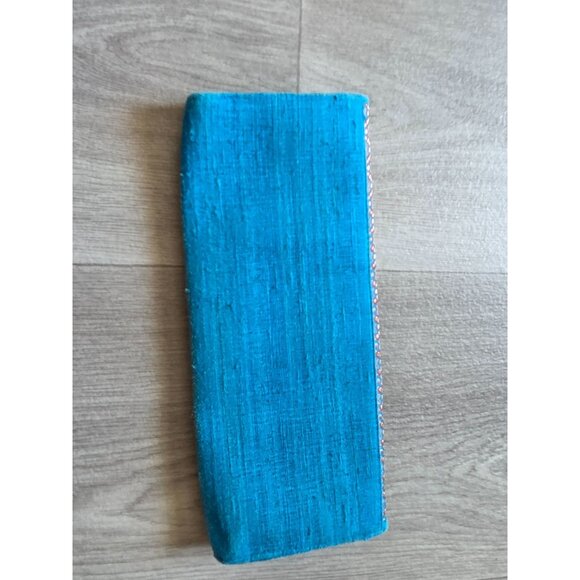 Colorful Kurta Company Womens Clutch Purse Geometric Design & Magnetic Closure - Picture 5 of 7